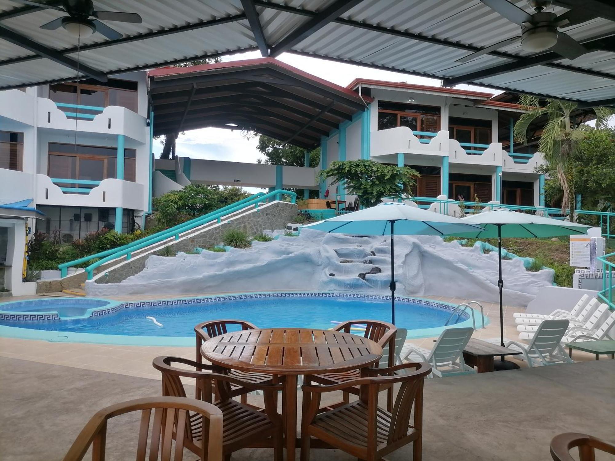 Hotel Planeta Sano Manuel Antonio Bagian luar foto