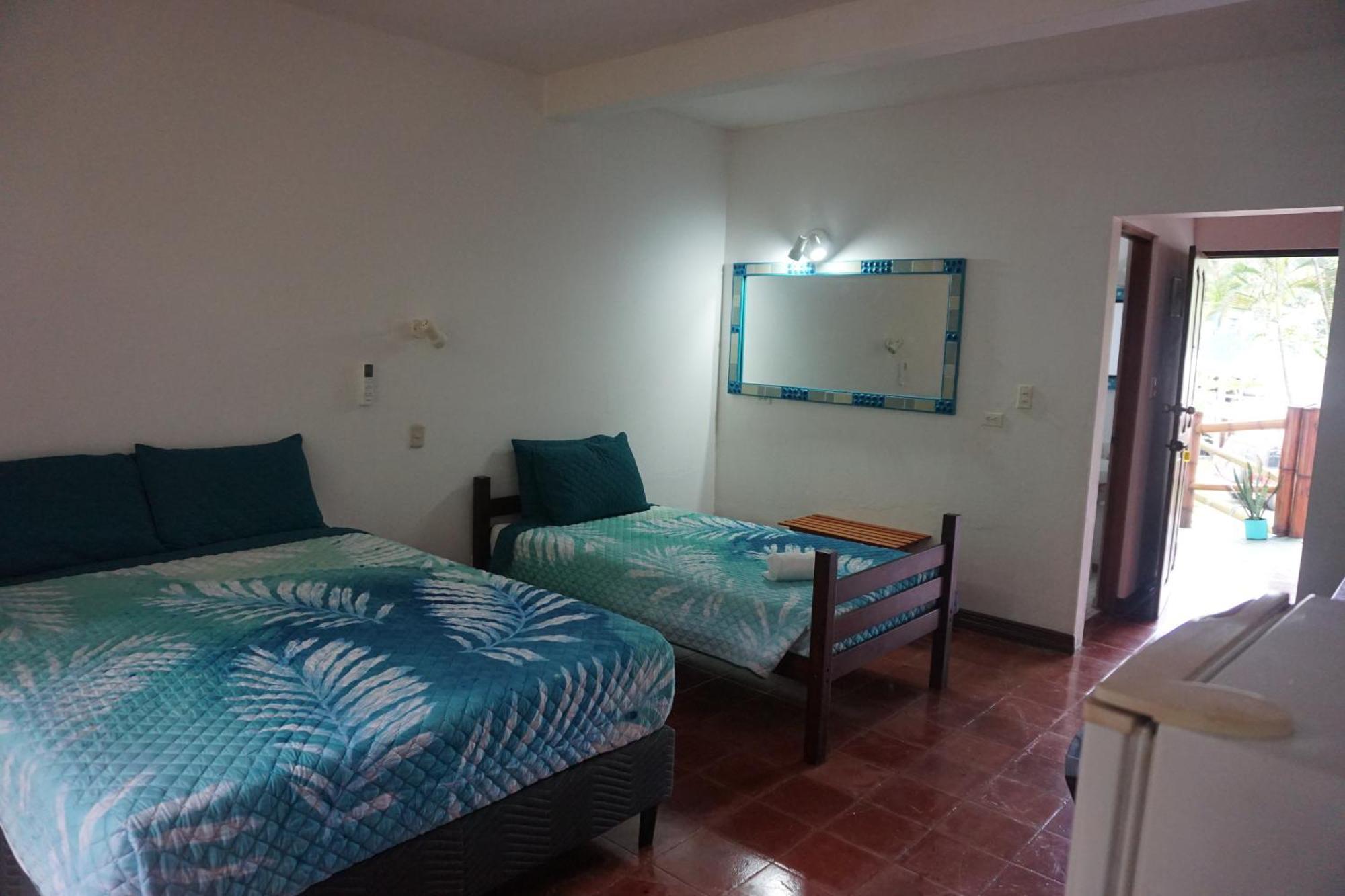 Hotel Planeta Sano Manuel Antonio Bagian luar foto