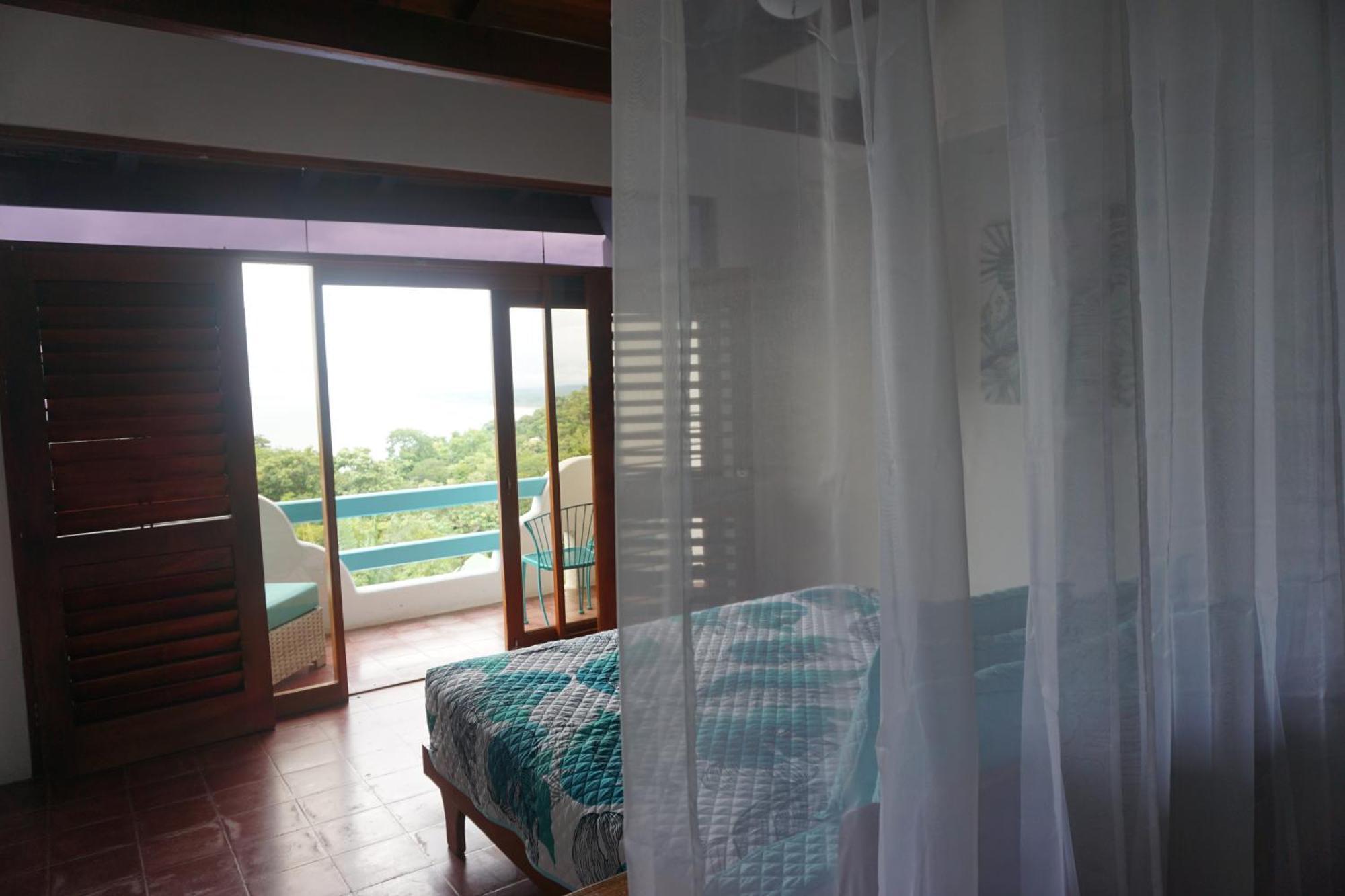 Hotel Planeta Sano Manuel Antonio Bagian luar foto