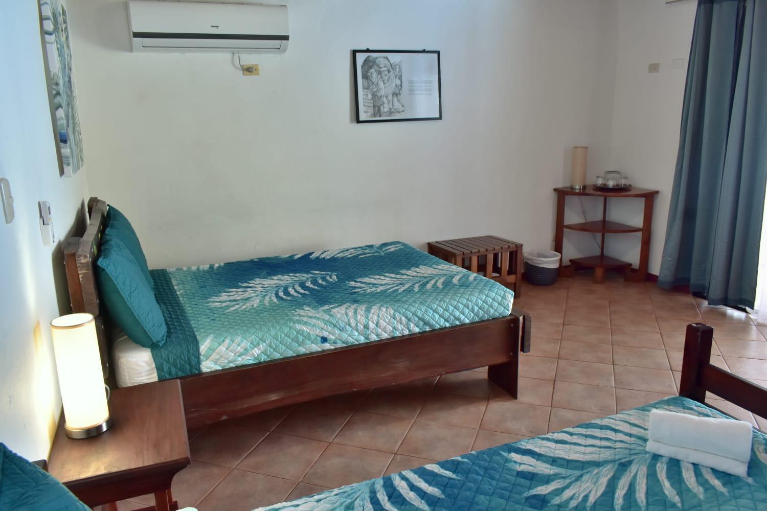 Hotel Planeta Sano Manuel Antonio Bagian luar foto