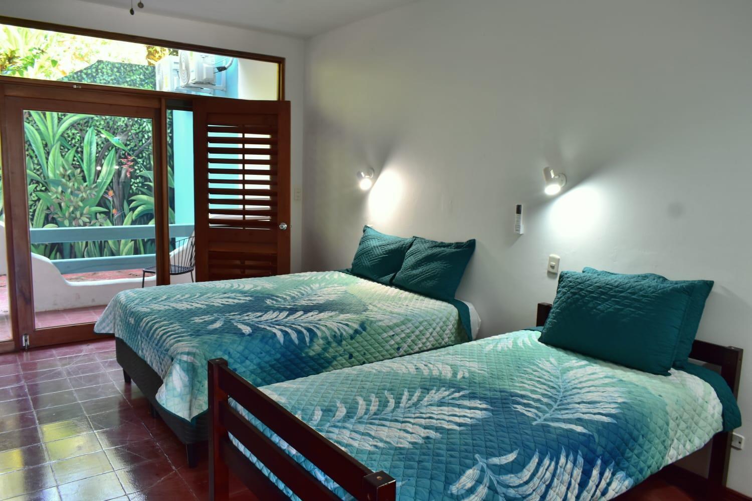 Hotel Planeta Sano Manuel Antonio Bagian luar foto